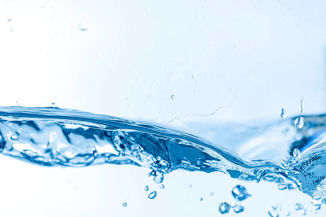 Aqua Dest und Aqua Bidest - destiliertes Wasser Destilliertes und bidestilliertes Wasser
